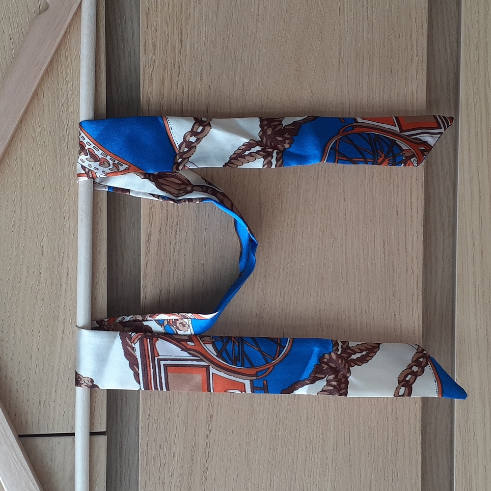 Twilly Scarf for head, hair, neck, bag accessory, blue & cream OSFA